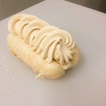 焼き菓子屋 ＰＡＲＴＡＧＥＲ - 料理写真:苦味の効いたキャラメルクリームがメレンゲの甘さを中和させています。