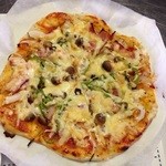 Cafe Pilz - ピザ　1,000円　ご注文いただいてから30～40分お時間頂きます。混雑時はお断りする場合があります。