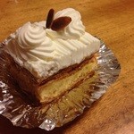 紅梅堂 - ミルフェ　260円