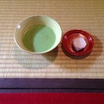 当麻寺中之坊 - お抹茶 一服 400円(税込) お茶菓子付き