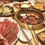 焼肉　韓国料理 八幸苑 - 黒毛和牛食べ放題！3480円でした。