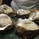 初音鮨 - 岩牡蠣