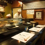 小柳寿司 - 居心地の良い空間です（承認済み）