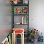 トレエウーノ サンドイッチ - テイクアウトは、15分後に再び来店されるか…　スツールに座って待つのも良し！