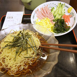 日高屋 - 黒酢しょうゆ冷し麺、490円。