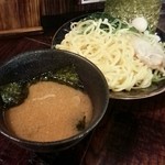 源家ラーメン - 先日、濃厚魚介つけ麺あつもりを頼みましたが、濃厚ではなく味が薄かったかな