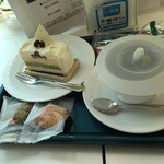 観光特急 しまかぜ - 伊勢茶とグレープフルーツのケーキとコーヒーのセット