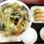 国泰 - タンメン(720円)・餃子3個(330円)