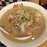 大阪ふくちぁんラーメン - ちゃんぽん 820円