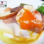 レオーニ - 温泉卵をくずして、とろっとろの黄身を絡めていただきました