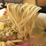 大阪ふくちぁんラーメン - 麺箸上げ