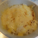 貝出汁しっぽりラーメン 純子 - チーズご飯 150円。