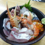 おかもと鮮魚店  - オツレサマの海鮮丼