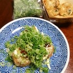 たここ - こないだ行ったら、ねぎ盛りというのが新しくメニューにあった！からだに良さそうだし、買ってみた。家で温めてから食べたけど、おいしかったわ～。