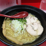 鶏麺 関東家 - 鶏塩ラーメン 肉 900円 どこが肉なの？？