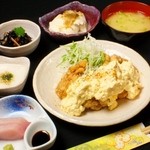 Fried chicken tartare set meal