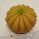 鶴屋吉信 - 菊の雅