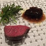 プリンチピオ - 短角牛の炭火焼き&赤ワインソース煮