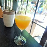 ラ・ボンヌターブル - 柑橘系の食前ジュース