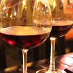 Good Morning Viet Nam - ワインはグラスで2種類を。75,000ＶＮＤと95,000ＶＮＤでした