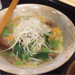 麺や　運 - 野菜ラーメン ¥690- 2015.8.25