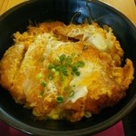 Momodon - 昔ながらのかつ丼 680円です。