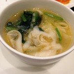 スーツァン・レストラン陳 - 刀削麺