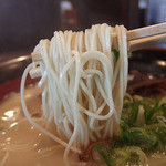 Nagahama Ramen - 黄金のセット：麺リフト