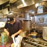 らあめん 広 - 調理場