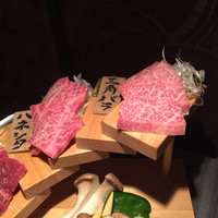 焼肉 にくなべ屋 神戸びいどろ 北野坂店 - 