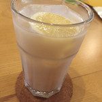 LARGO - はちみつレモンの甘酒ソーダ