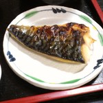 三松 - 大サービスの焼きサバ