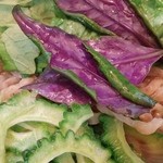 島野菜すば（おばぁの麺・沖縄出汁）