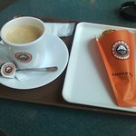 サンマルクカフェ - チョコクロワッサン