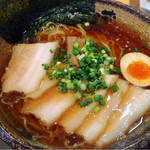 echigohizoumemmujinzou - 鶏がら醤油チャーシューメン
