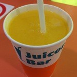 Juicer Bar - マンゴージュース M 280円