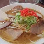 らーめんけん - ニンニクもやしラーメン750円