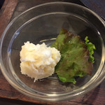 カリー房 花 - ミニサラダ、ミニヨーグルト付き 