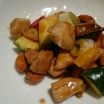 赤坂璃宮 - 鶏肉の辛味炒め