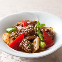 牛フィレ肉のニンニク辛し炒め