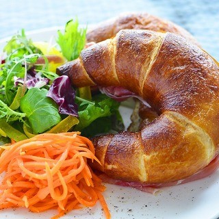 プールサイドカフェ ラ ギャルリー_2