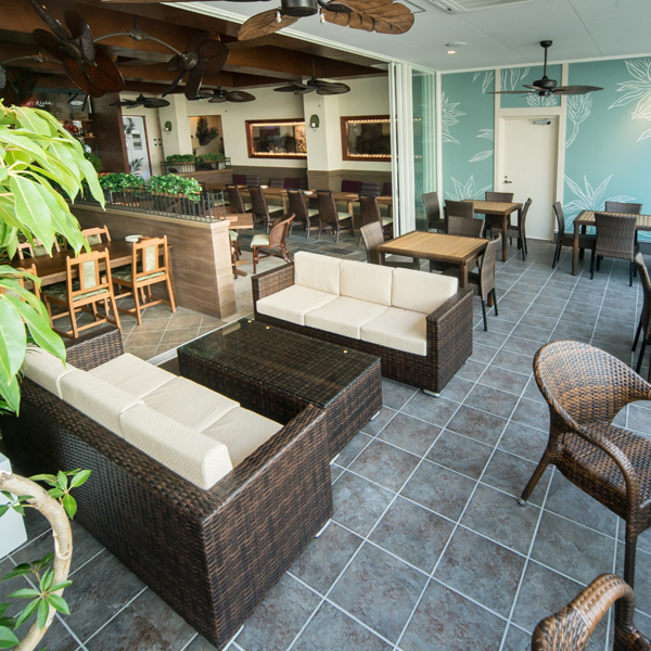 The Photo Of Interior Hula Grill The Garden Tabelog