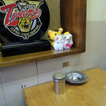 やまや - 2015年8月16日(日)　店内　テーブル席卓上