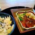 鮨・日本料理 暦 - 暦弁当 下段…伊万里牛  サツマイモのご飯