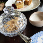 やこりんご - お砂糖にもこだわるのがマクロビですね