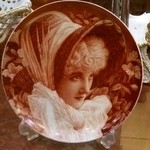 ラーデン - このマイセンのお皿を見ていると、若くしてお亡くなられた英国の美しい女性を思い出します。