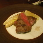 THE FUJIYA GOHONJIN - Meat 国産黒毛牛サーロインの炭火焼 フランス産トリュフソルト（プライムコース）