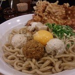 日の出らーめん - ガッツ麺DX　830円