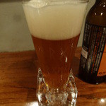 GRILL THE VOND - お洒落なグラスで美味しいビール