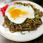 松迺屋 - 玉子入り焼きそば 400円